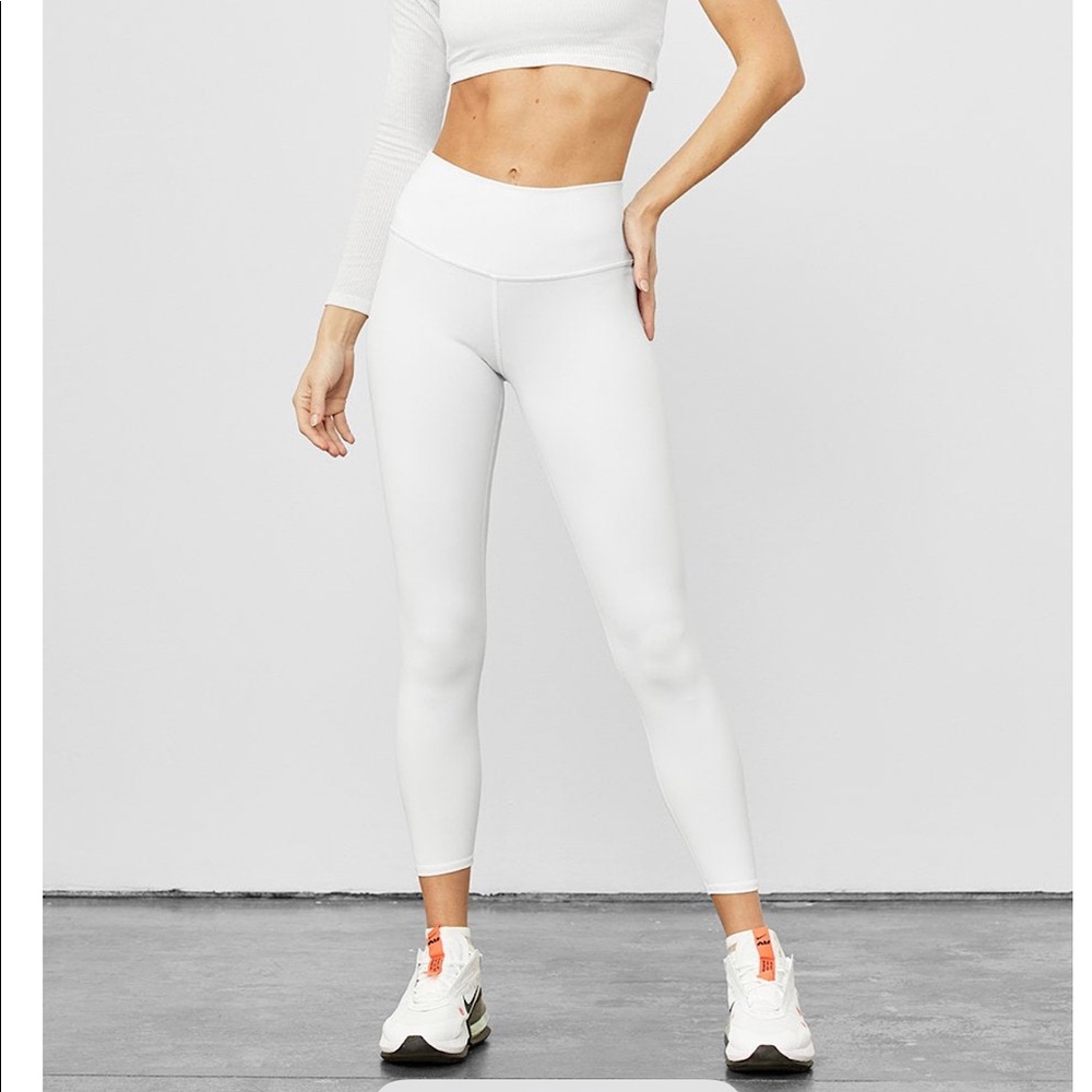 NWOT Alo Yoga high waisted 7/8 Airbrush Leggings